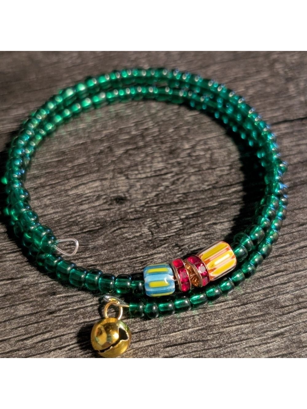 Handcrafted green memory wire charm bracelet